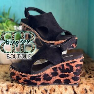 Corkys Black and Leopard Wedge Sandals